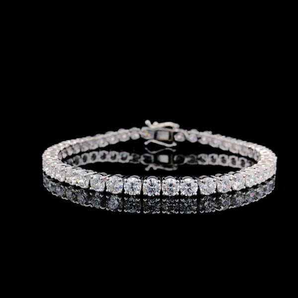 Round diamond bracelet