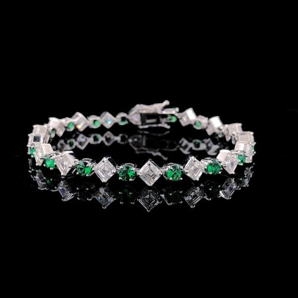 princess and round diamond bracelet