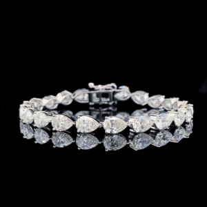 Pear diamond bracelet