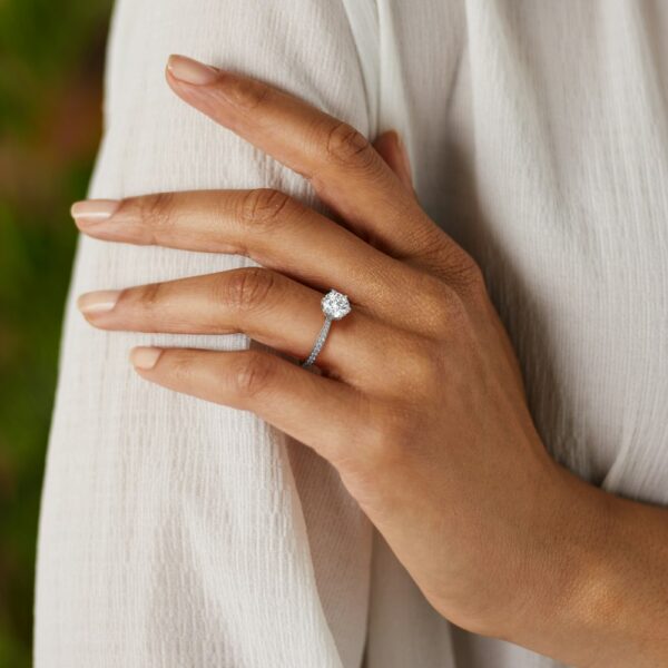 2 CT Diamond Ring in Round Cut in 14K White Gold - Image 2