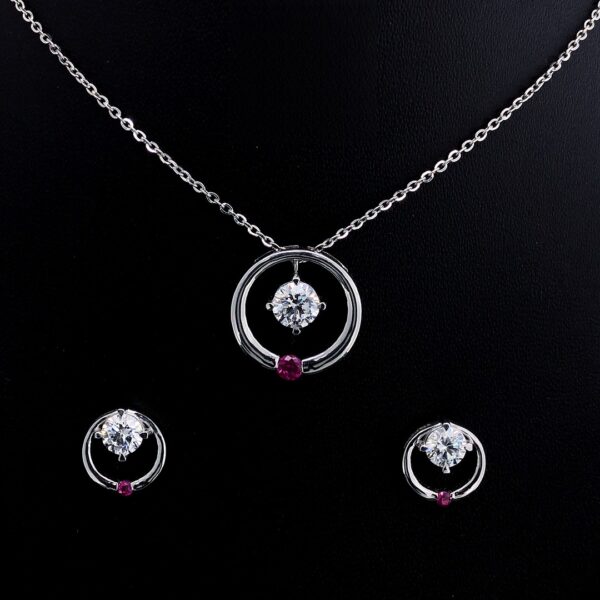 pendant 4